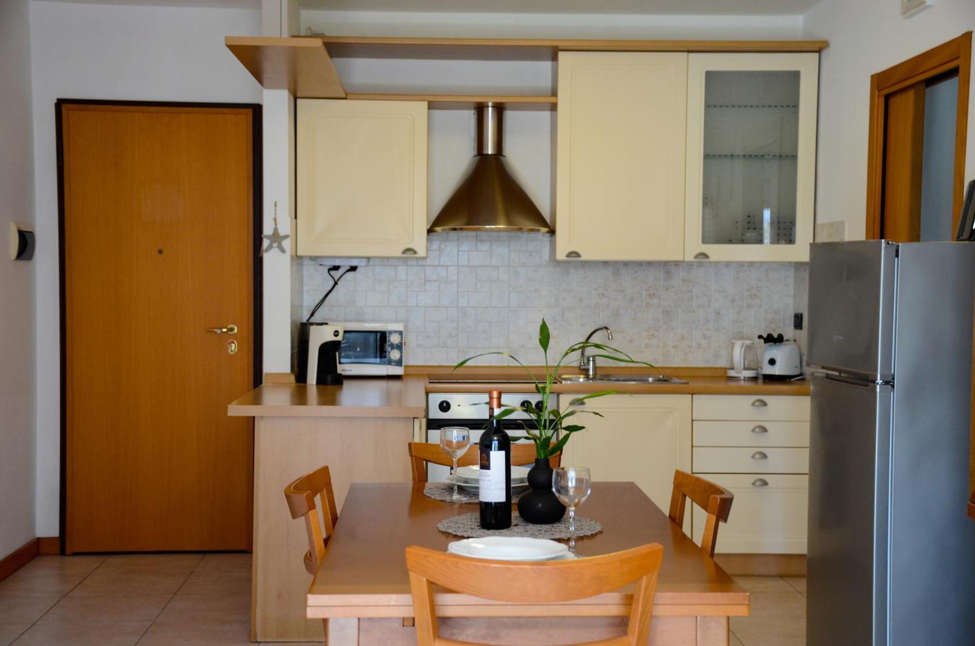 Appartamento Peler13 Con Balcone E Parcheggio Riva del Garda Exterior photo